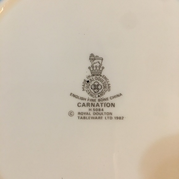 6 Royal Doulton Carnation Desert / Bread Plate 6.5" Set Of 6 MINT - Picture 4 of 4